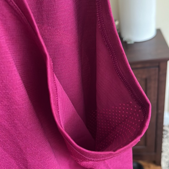💕Lululemon Swiftly Tech Racerback Tank Top 2.0 Race Length-NWT-Women's Magenta - Picture 9 of 16